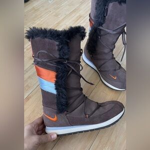 Women's Nike 311959-281 Hi-Suede Winter Boots Brown, Orange, Ice Blue Zip Size 8